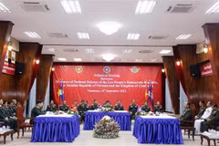 Le Vietnam, le Laos et le Cambodge promeuvent la coopération dans la défense
