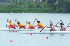 La canoéiste Nguyên Thi Huong rame vers la gloire