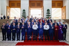 Le Premier ministre Pham Minh Chinh, le président de l'Assemblée nationale Tran Thanh Man et des membres du gouvernement. Photo: VNA