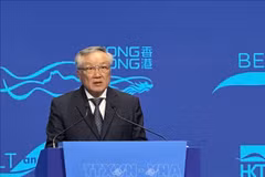 Le vice-Premier ministre permanent Nguyen Hoa Binh s'exprime à la séance d'ouverture du Sommet "la Ceinture et la Route". Photo: VNA