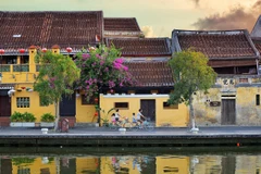 25e anniversaire de l'inscription au patrimoine mondial de la vieille ville de Hoi An