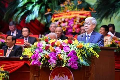 Do Van Chiên, membre du Politburo, secrétaire du Comité central du Parti, président du 10e Comité central du FPV, s'exprime à la cérémonie de clôture du 10e Congrès national du FPV. Photo: VNA