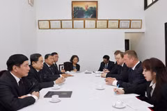 Le président de l'Assemblée nationale, Tran Thanh Man, reçoit le vice-président du Conseil de la République (Chambre haute) de l'Assemblée nationale de Biélorussie, Siarhei Khamenka, le 26 juillet à Hanoï. Photo: VNA