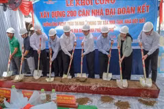 Cérémonie de mise en chantier d'une maison dans la commune de Nhon Nghia, district de Phong Dien, ville de Can Tho. Photo: VNA