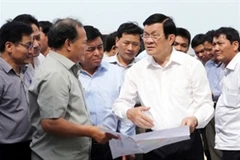 Le président se rend dans la province de Khanh Hoa. (Photo : VNA)