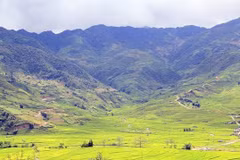 Création du Parc national de Du Già - Plateau karstique de Dông Van 