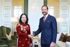 La vice-présidente vietnamienne rencontre des dirigeants norvégiens