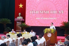 Le chef de l’Etat exhorte Ninh Thuân à avoir une vision stratégique pour son développement