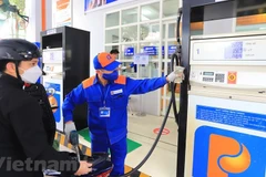 Le prix de l'essence en hausse de 31 dôngs le litre