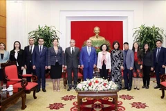 Pour approfondir l'amitié traditionnelle Vietnam-Azerbaïdjan