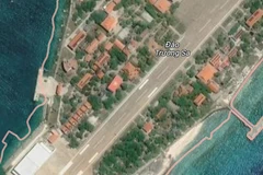 Le drapeau vietnamien sur l'île de Truong Sa Lon illustré sur Google Map