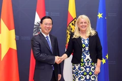 Le président vietnamien rencontre la présidente du Conseil fédéral d’Autriche