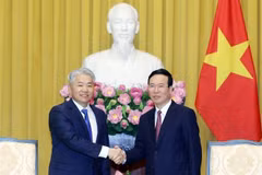 La visite d’Etat du président mongol au Vietnam devrait renforcer l'amitié et la coopération bilatérales