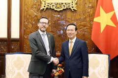 Ambassadeur Iain Frew : les relations Vietnam-Royaume-Uni à un "moment très dynamique"