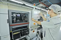 Le groupe russe Stilsoft veut coopérer avec le Vietnam dans le domaine du satellite