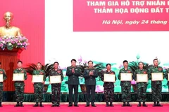 Distinction des forces participant aux missions de sauvetage en Turquie