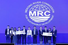 Le Vietnam remporte deux prix à un concours de technologies de surveillance des rivières 