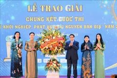 Le PM à la cérémonie de remise des prix d’un concours d’entrepreneuriat pour les femmes