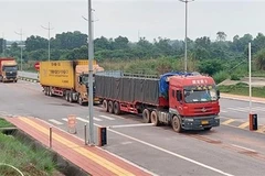Le poste-frontière international de Mong Cai facilite les exportations du Vietnam vers la Chine