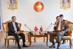 Le président du Sénat thaïlandais estime hautement les relations de coopération et d’amitié avec le Vietnam