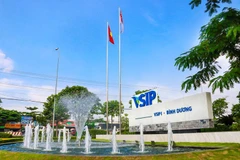 La visite du président Nguyên Xuân Phuc à Singapour réaffirme l'étroite coopération bilatérale