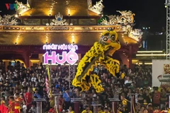 Thua Thiên-Huê organise un festival international de danse de la licorne