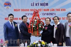 La Journée des entrepreneurs vietnamiens célébrée au Laos