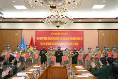 Douze autres officiers vietnamiens participent aux opérations onusiennes