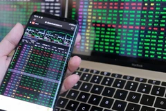 La Bourse du Vietnam dépasse 1.300 points