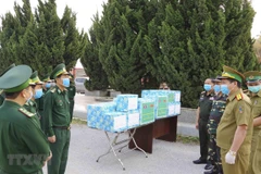 Dien Bien collabore avec des provinces laotiennes dans la lutte anti-COVID-19