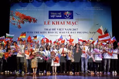 Ouverture de la colonie de vacances d’été des jeunes Viet kieu à Ho Chi Minh-Ville