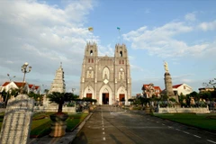 La basilique mineure de Phu Nhai