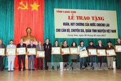 Le Laos salue les contributions des volontaires et experts de Lang Son