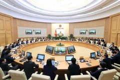 Le PM Nguyên Xuân Phuc préside la dernière réunion gouvernementale de 2019