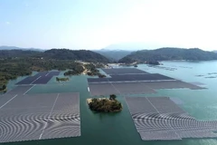 Energie solaire flottante: le Vietnam prévoit de réaliser le plus grand projet en Asie du Sud-Est