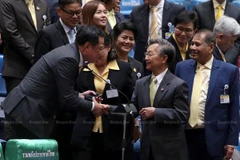 Thaïlande : Chuan Leekpai élu président de la Chambre des représentants