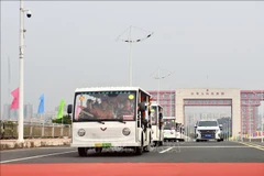 Ouverture de la ligne de transport terrestre fixe Nanning (Chine) - Ha Long (Vietnam)
