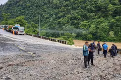 Un glissement de terrain s'est produit dans le district de Chitwan, au Népal, le 12 juillet. (Photo : Xinhua/VNA)