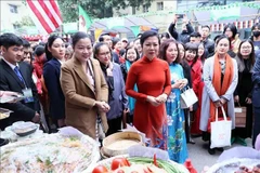 Le 12e Festival international de la gastronomie 2024, sur le thème "La Gastronomie qui unit", s'est ouvert à Hanoï dans la matinée du 8 décembre. Photo : VNA