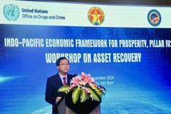 L'Inspecteur général adjoint du gouvernement Duong Quoc Huy s'exprime au séminaire. Photo : thanhtra.com.vn