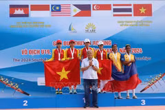 Le Vietnam en tête aux Championnats d'Asie du Sud-Est d'aviron et de canoë 2024. Photo : VNA