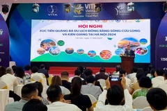 Panorama de la conférence placée sur le thème « Promouvoir et valoriser le tourisme dans le delta du Mékong et Kien Giang », le 11 avril à Hanoï. Photo : Vietnam+