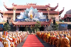 Célébration de l'anniversaire de Bouddha dans le calendrier bouddhiste 2568 (2024) à Viet Nam Quoc Tu (pagode nationale du Vietnam) à Ho Chi Minh-Ville. (Photo : VNA)