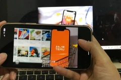 Le ministère des Finances envisage de supprimer l'exonération fiscale pour les biens importés de faible valeur afin de remédier aux pertes de recettes fiscales liées aux transactions de commerce électronique. (Photo : haiquanonline.com.vn)