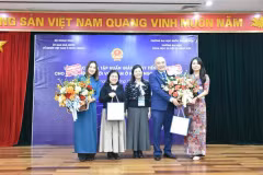 Clôture du cours de formation pour les professeurs de vietnamien à l'étranger