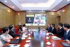 Des universités japonaises et américaines soutiennent la formation de la main-d'œuvre du secteur des semi-conducteurs au Vietnam