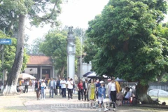 Reprise impressionnante du secteur des services à Hung Yen