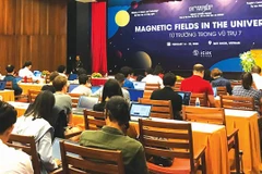 Binh Dinh accueille la conférence "Les champs magnétiques dans l'univers"