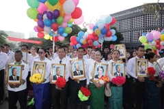  Message de félicitations à l’occasion de la Fête nationale du Cambodge