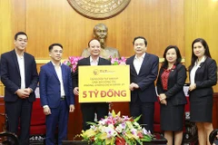Covid-19 et sécheresse: plus de 34 milliards de dongs mobilisés à Ho Chi Minh-Ville